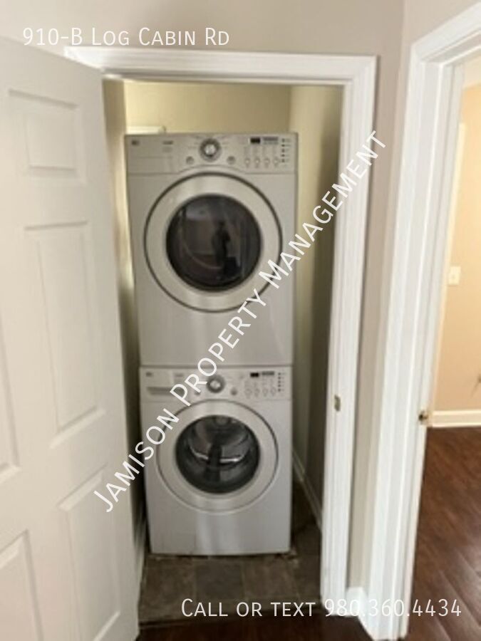 Clean & Fresh ready to move in! property image