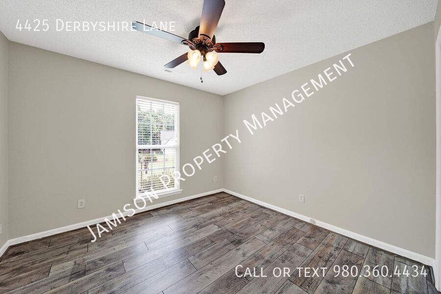 Charming 3 Bed 2 Bath Ranch Home in Matthews! property image