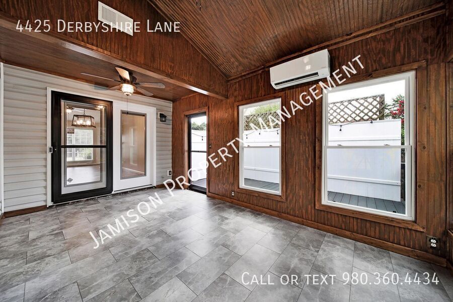 Charming 3 Bed 2 Bath Ranch Home in Matthews! property image
