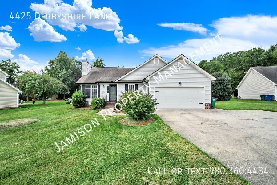 Charming 3 Bed 2 Bath Ranch Home in Matthews! property image