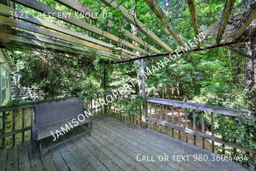 Beautiful Ranch home in Matthews! property image