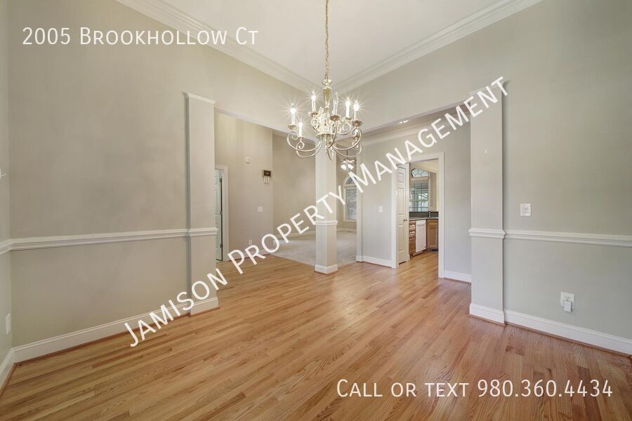 Gorgeous 3 Bed 2 Bath Home in Indian Trail! property image