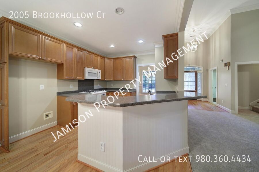 Gorgeous 3 Bed 2 Bath Home in Indian Trail! property image