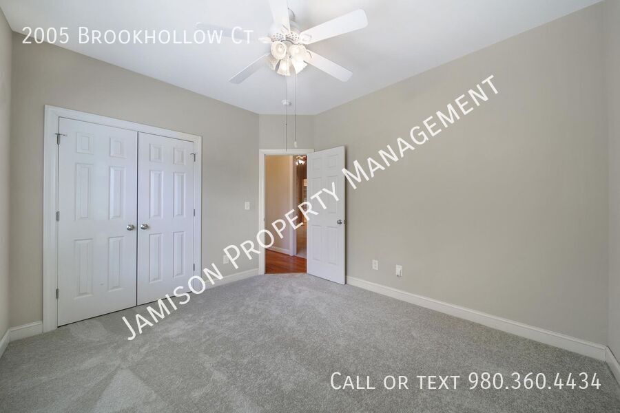 Gorgeous 3 Bed 2 Bath Home in Indian Trail! property image