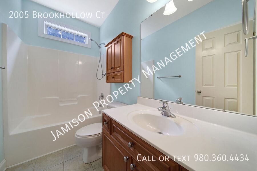 Gorgeous 3 Bed 2 Bath Home in Indian Trail! property image