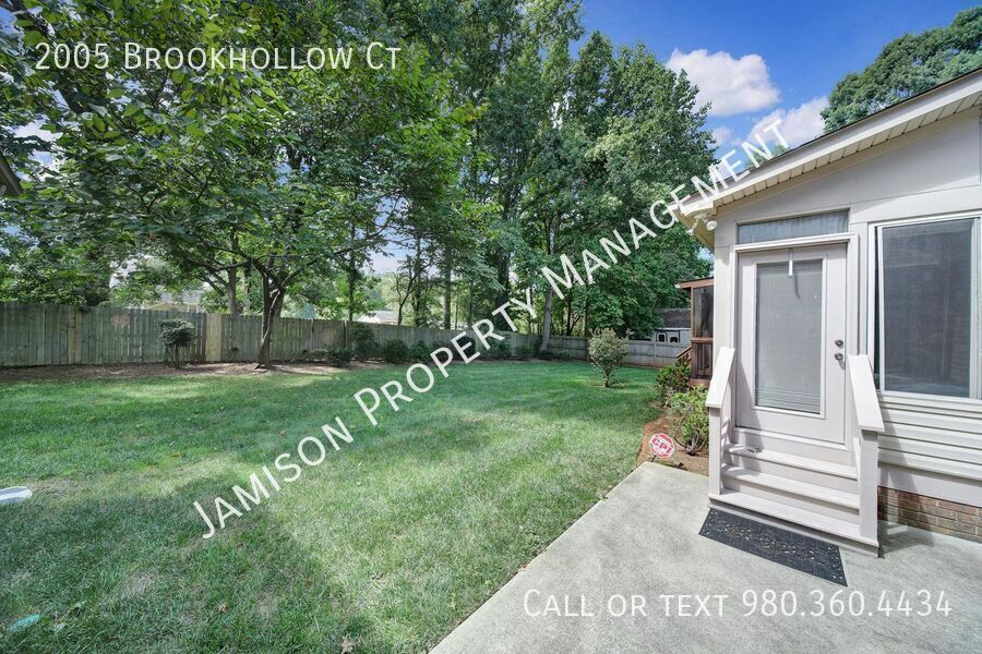 Gorgeous 3 Bed 2 Bath Home in Indian Trail! property image