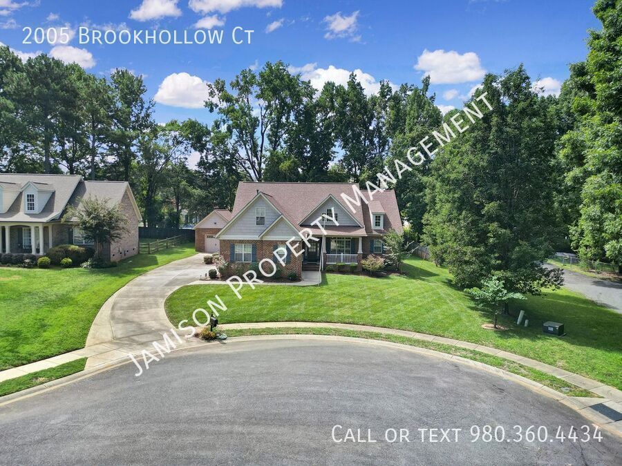 Gorgeous 3 Bed 2 Bath Home in Indian Trail! property image