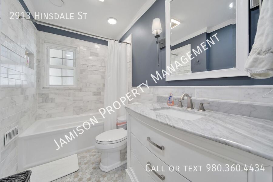 Lovely 3 Bed 2 Bath Ranch Home in South Park! property image