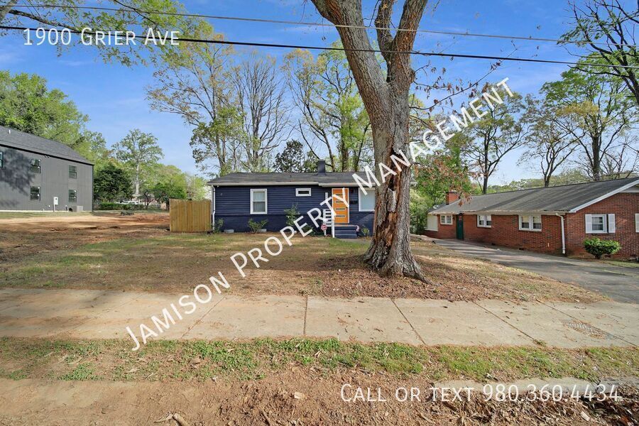 Gorgeous 3 Bed Ranch Home in Charlotte! property image