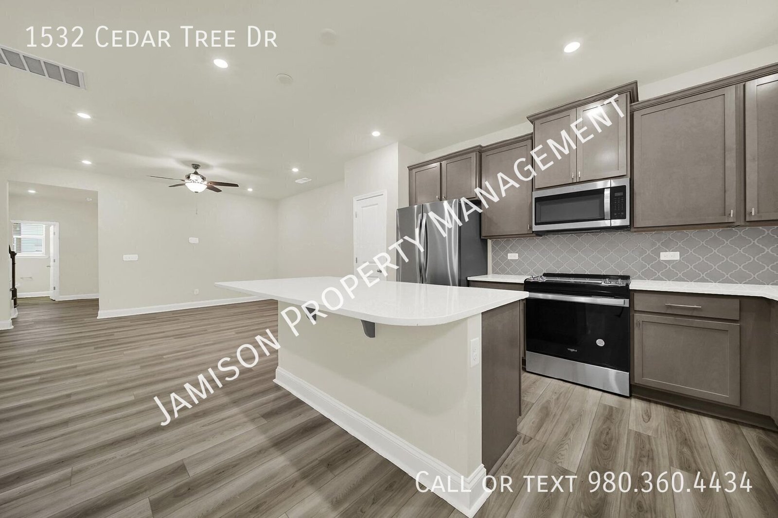 Lovely 3 Bed Townhome in Belmont! property image