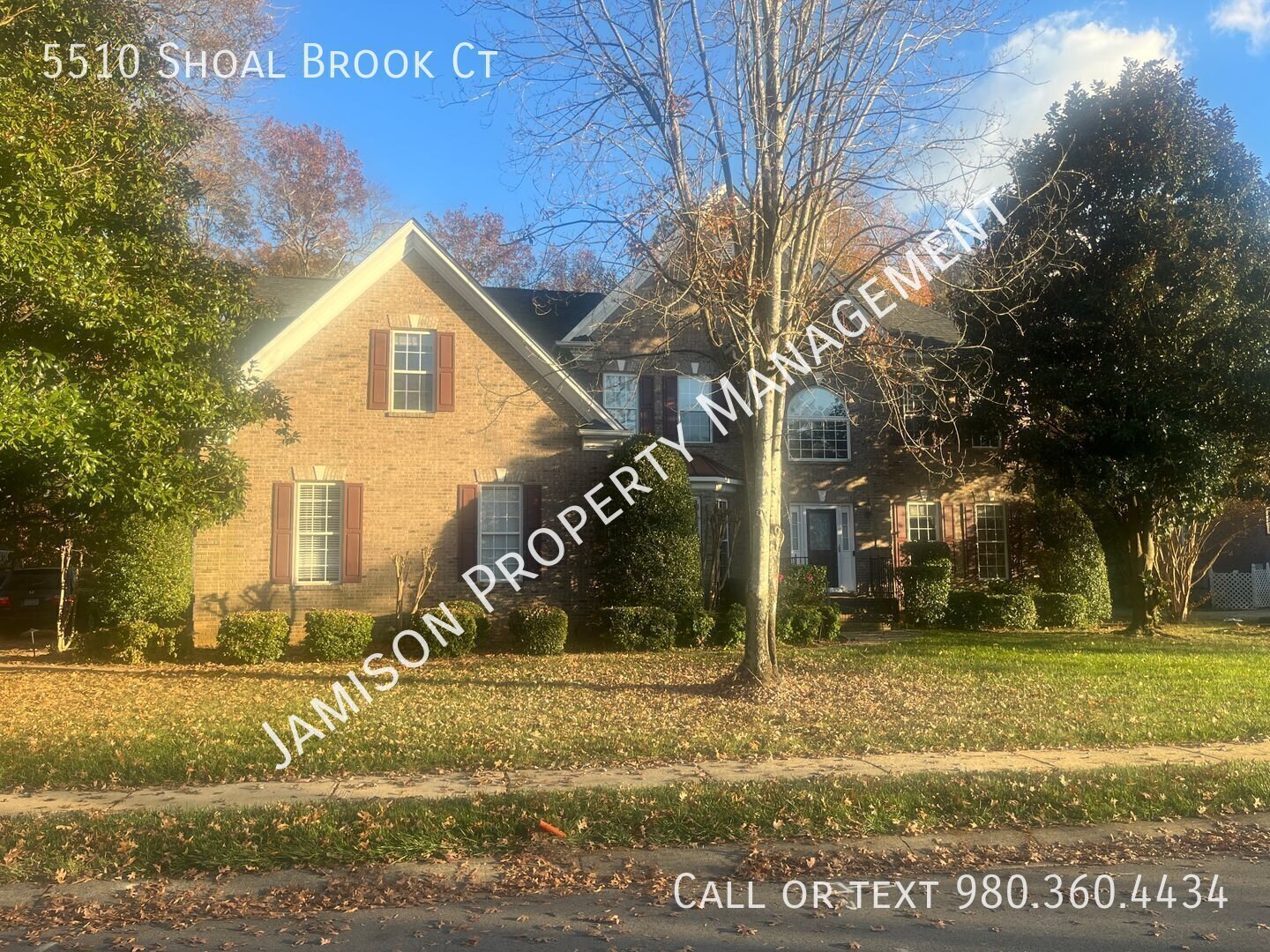 Stunning 4 Bed 4.5 Bath Home with Bonus Room in South Charlotte! property image