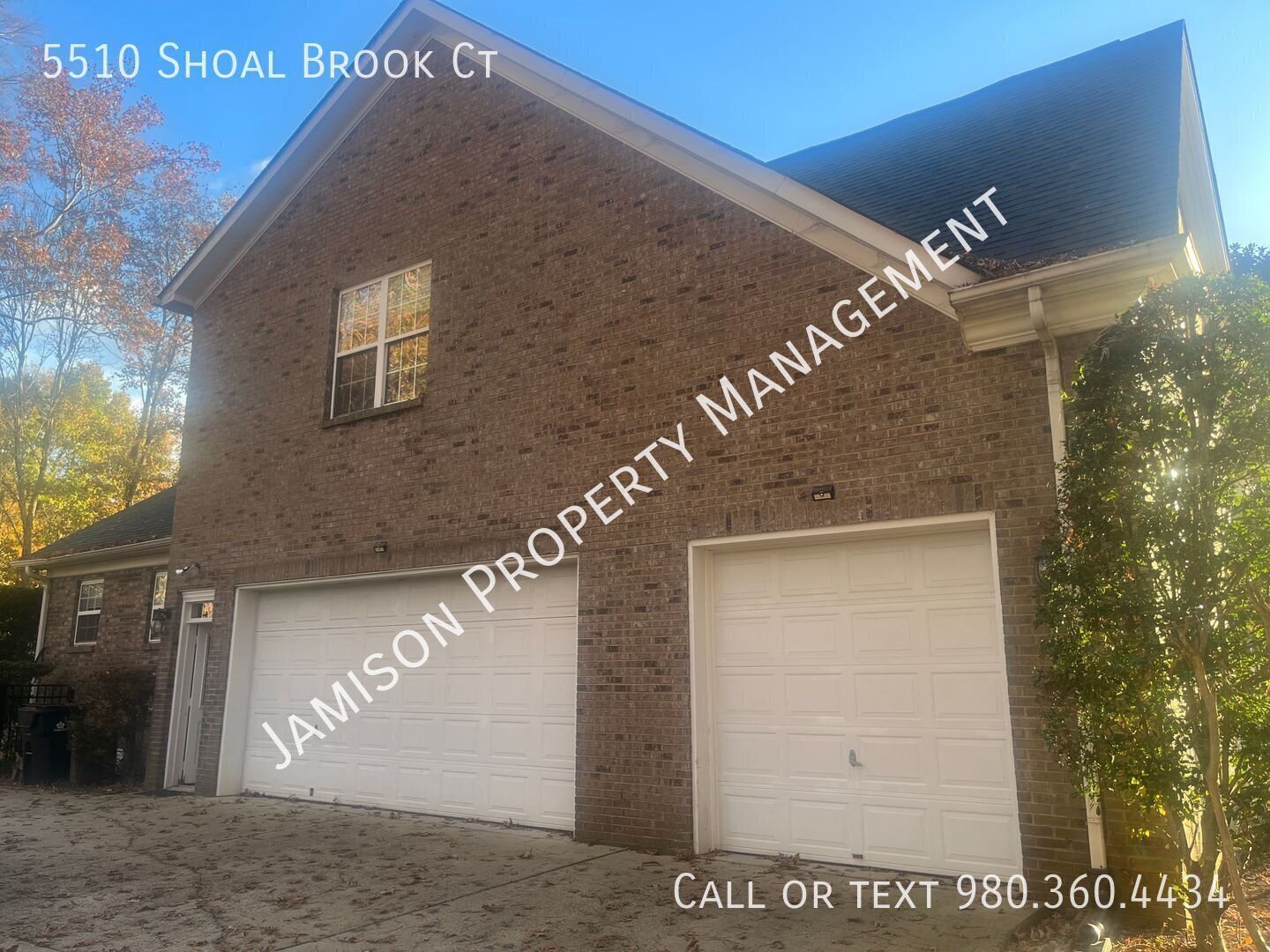 Stunning 4 Bed 4.5 Bath Home with Bonus Room in South Charlotte! property image