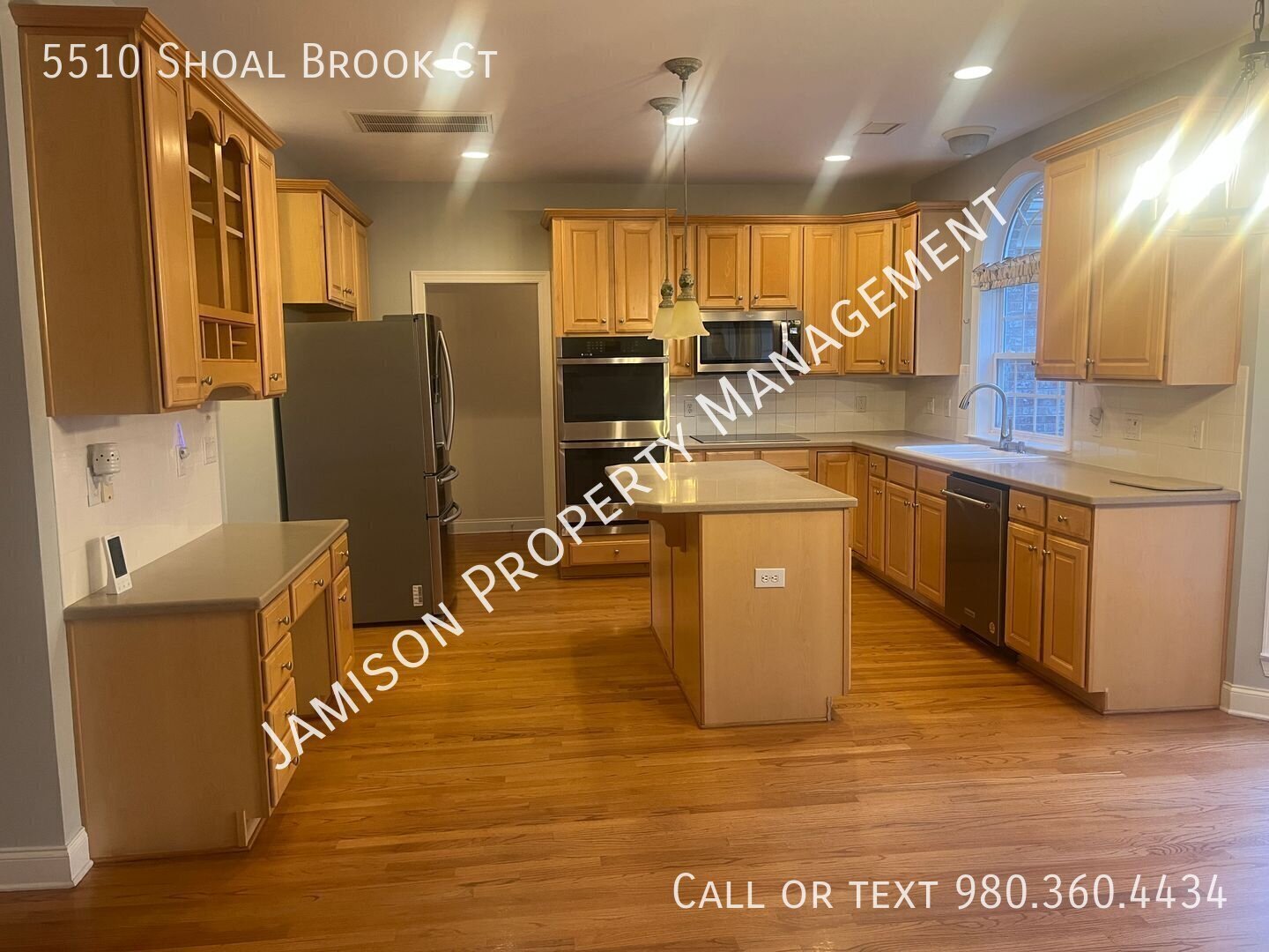 Stunning 4 Bed 4.5 Bath Home with Bonus Room in South Charlotte! property image