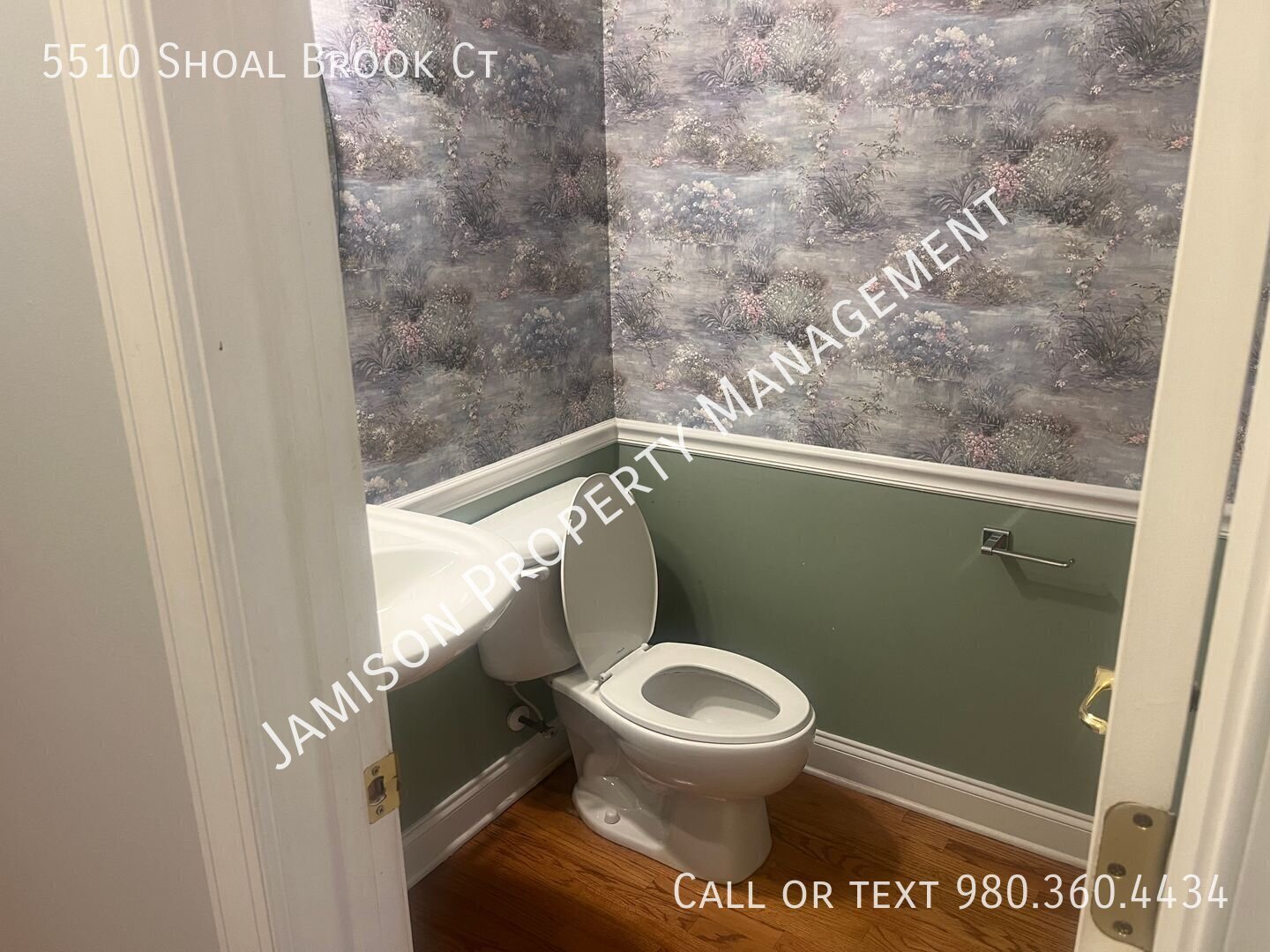 Stunning 4 Bed 4.5 Bath Home with Bonus Room in South Charlotte! property image