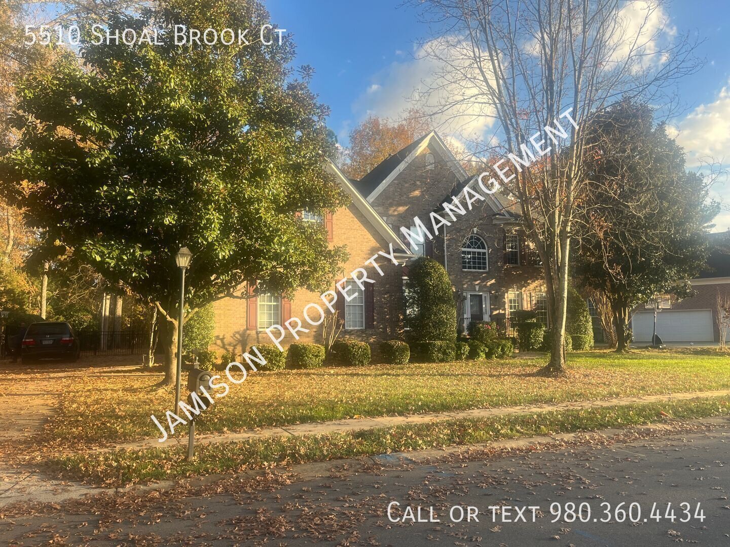 Stunning 4 Bed 4.5 Bath Home with Bonus Room in South Charlotte! property image